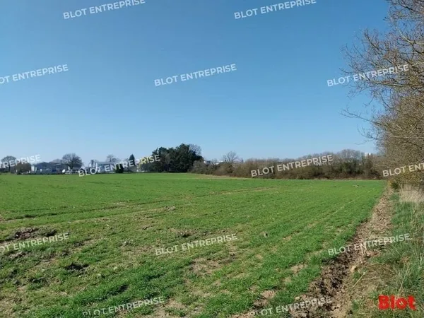 Terrain 25260 m²