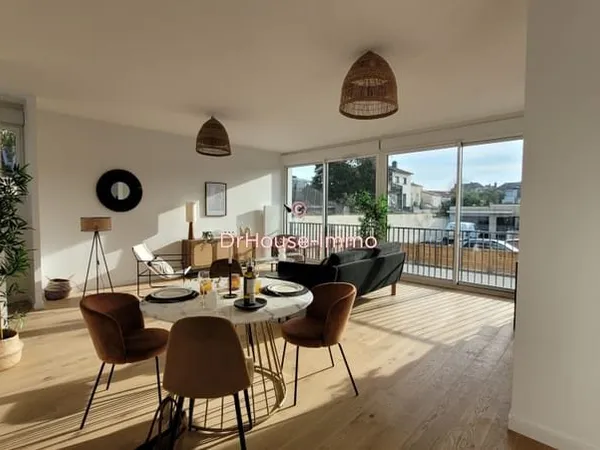 APPARTEMENT DUPLEX 4 PIECES DE 2025 AVEC BALVON, JARDIN ET PARKING