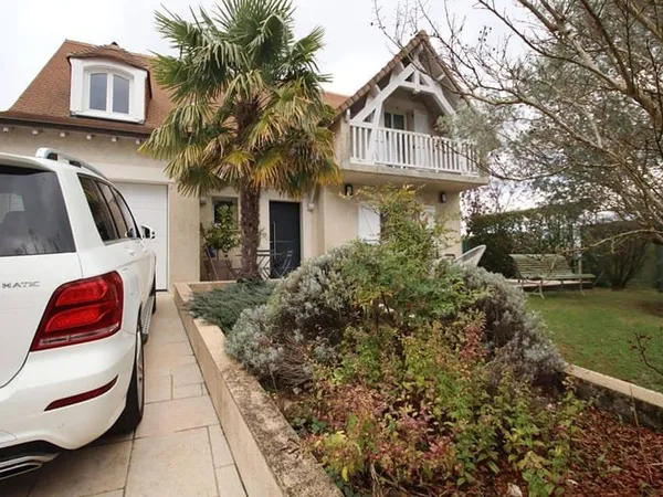 Maison 6 pièces 126 m²