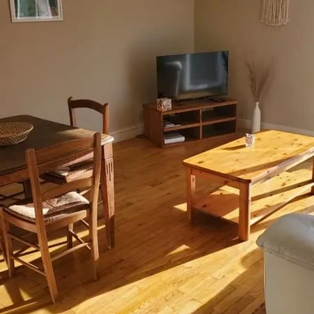 Chambre en colocation meublée 390 tout compris