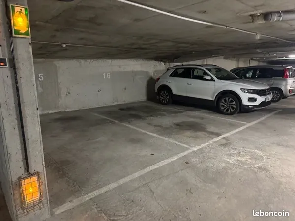 Loue Emplacement Parking sous-sol/Massy