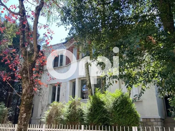 Maison 5 pièces 141 m²