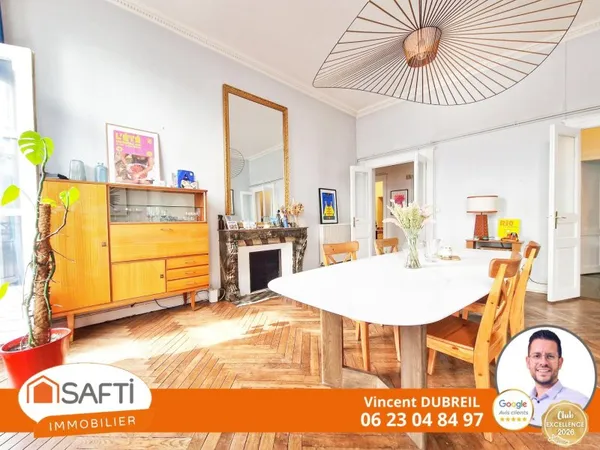 Situé au coeur de l'une des adresses les plus prestigieuses de Nantes