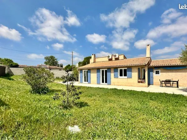Maison de plain pied T4 avec terrain de 950m2