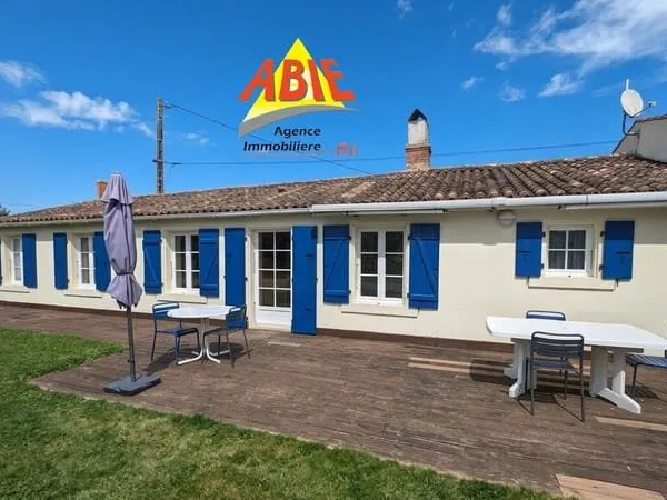 Maison en pierres de 68m2 bord de rivière
