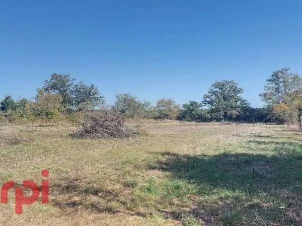 Terrain constructible 4545 m²