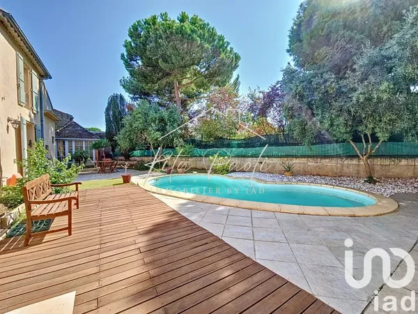 Maison 13 pièces 226 m²