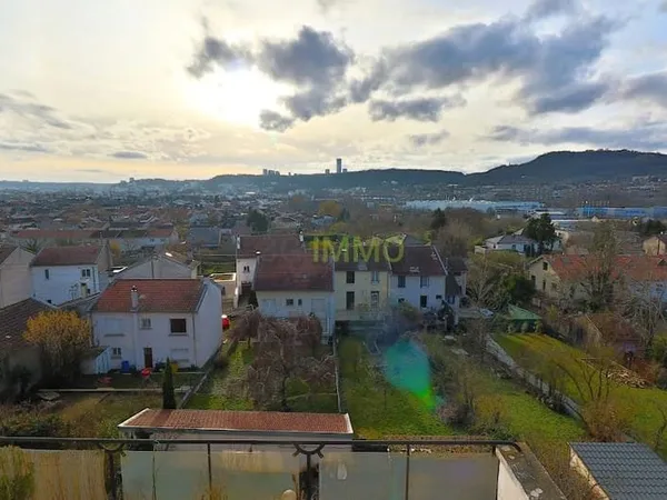 Appartement 4 pièces 28 m²