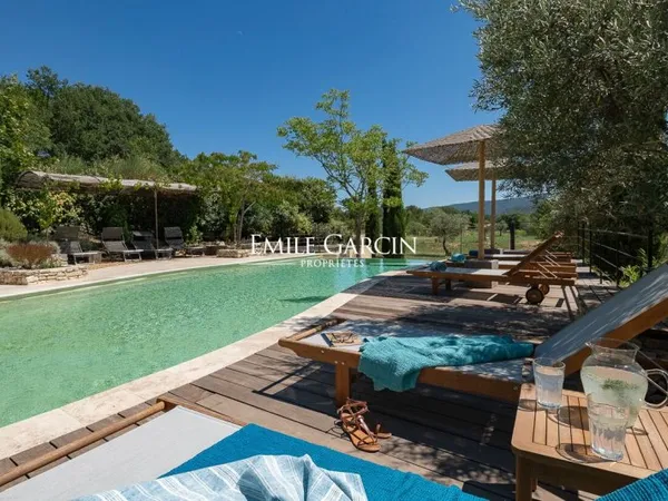 Propriété d'exception à louer - Goult, Luberon