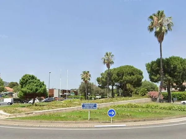 Garage en sous-sol à Antibes quartier Saint-Maymes-Lauvert