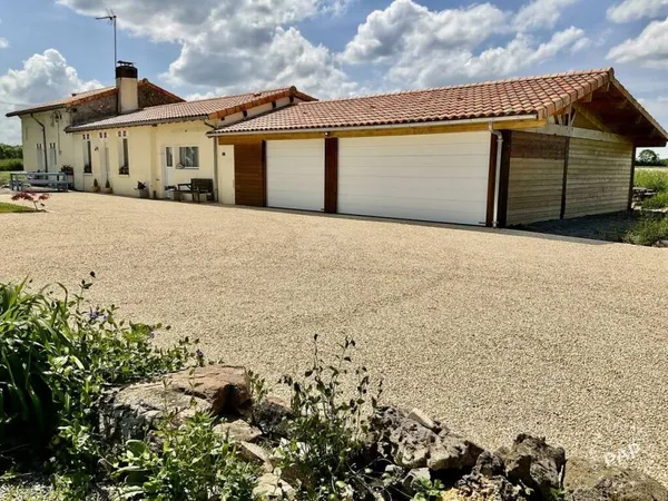 Maison 4 pièces 150 m²