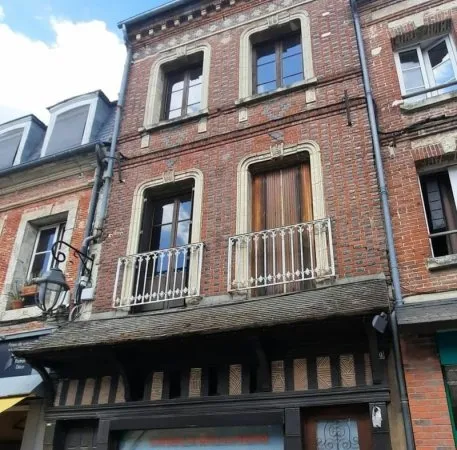 Maison 8 pièces 180 m²