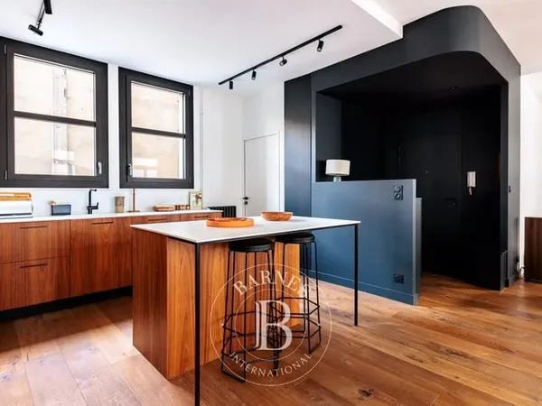 NANTES GRASLIN - Très bel appartement rénové