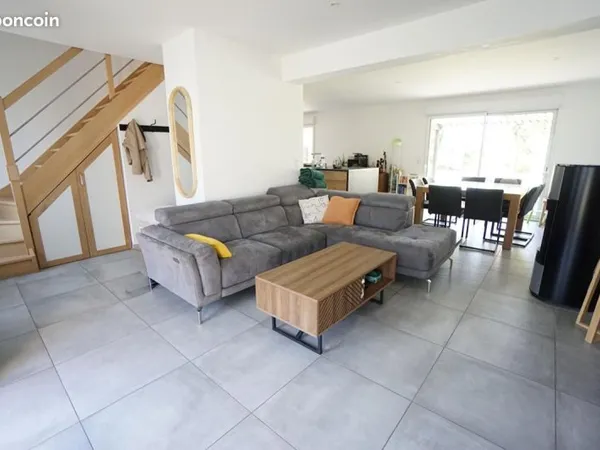 Pavillon 5 pièces 105 m²