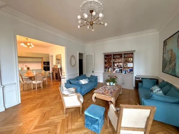NANTES DOBREE APPARTEMENT 200 M2 RENOVE