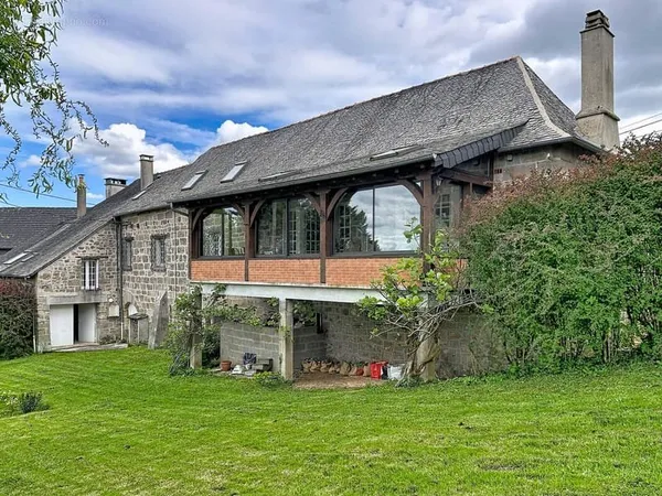 Maison a brignac-la-plaine en correze