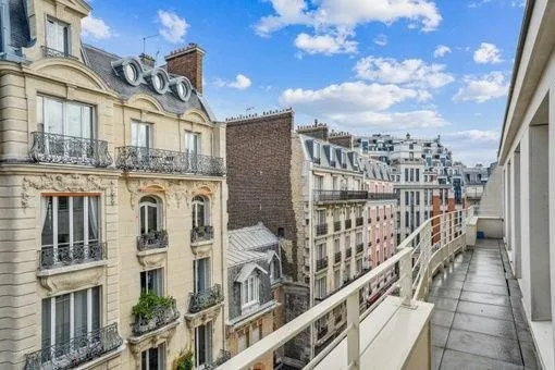 Bureaux de 593 m² à louer dans le 17ème arrondissement de Paris