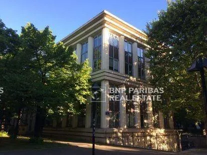 Bureaux 845 m²