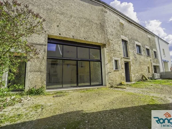 Ensemble immobilier de 2 maisons de 273 m2
