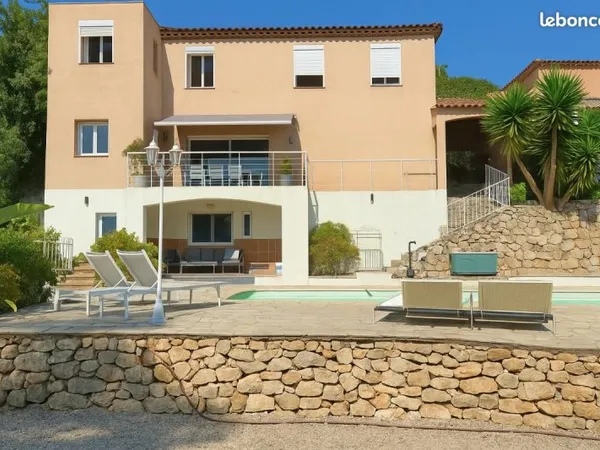 Maison 5 pièces 159 m²
