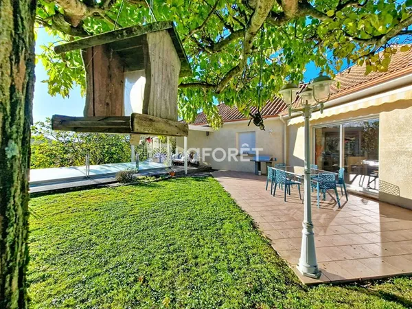 Maison 6 pièces 145 m²