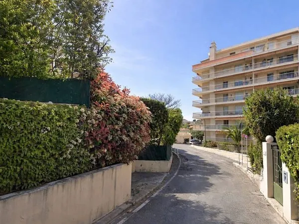Studio 1 pièce 24 m²