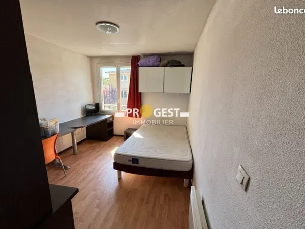 Studio 1 pièce 17 m²