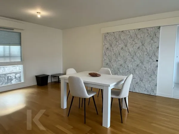 Duplex 4 pièces, 3 chambres, Terrasse & Parking - La Plaine Saint-Denis