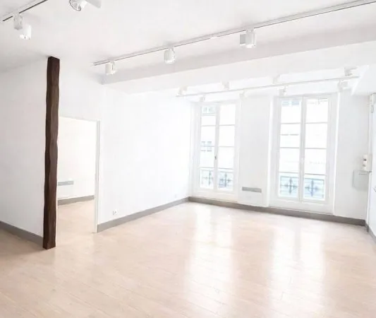 Bureau 71 m²