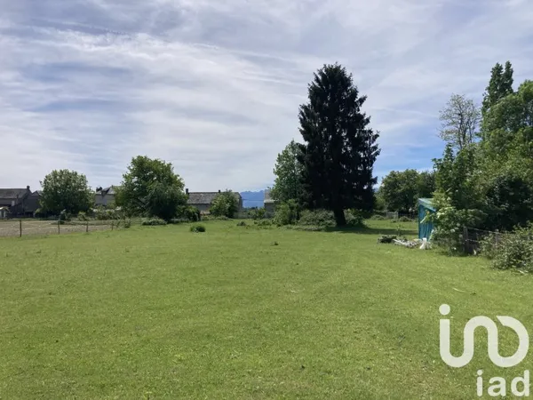 Terrain 4440 m²