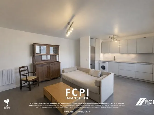 Appartement trois pièces 59 m2 - LORMONT