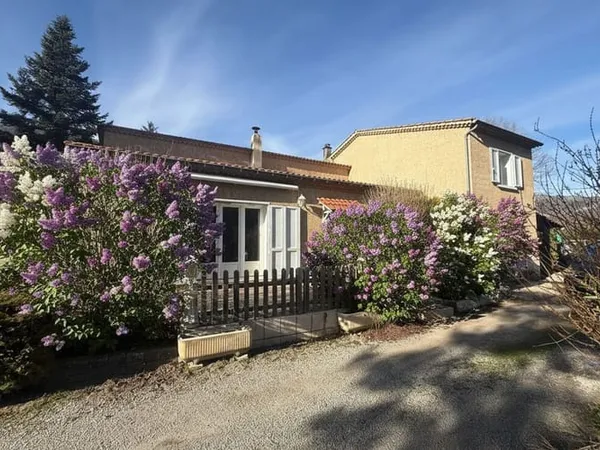 Maison 9 pièces 167 m²