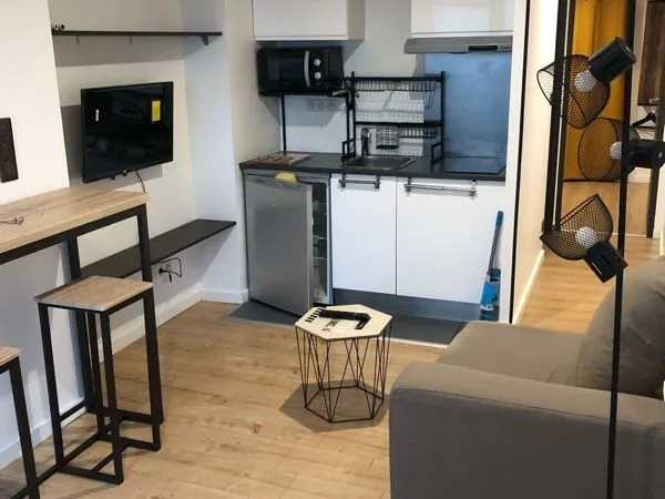 Studio place marulaz avec chambre séparée