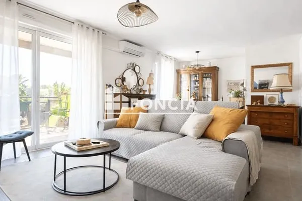 Appartement 3 pièces 77 m²