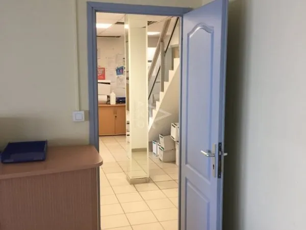 Bureau et espace de travail Location Dunkerque  139m² 1980€