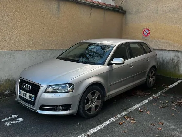 Place de parking à louer - Boulevard de la Paix