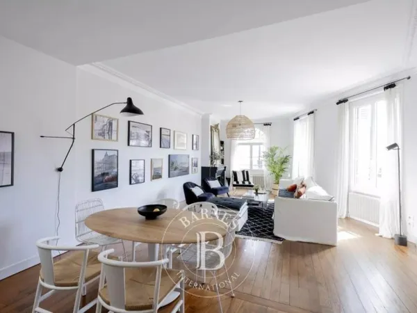 Vends maison en pierres