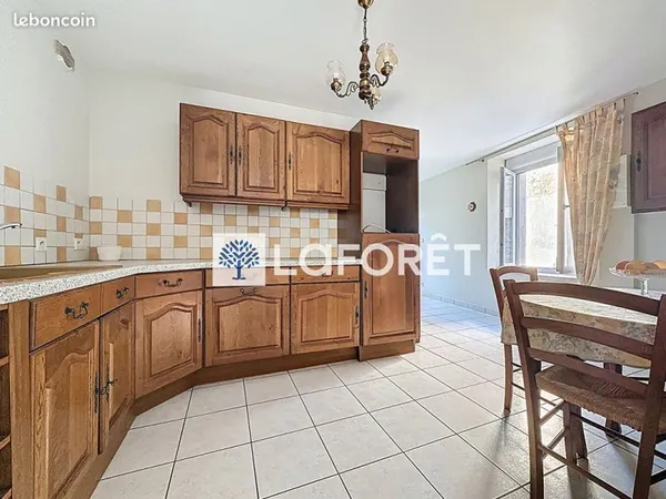 Maison 5 pièces 130 m²