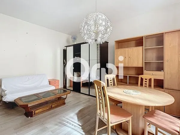 Studio 1 pièce 30 m²