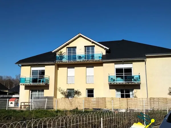 Appartement en duplex - Nay