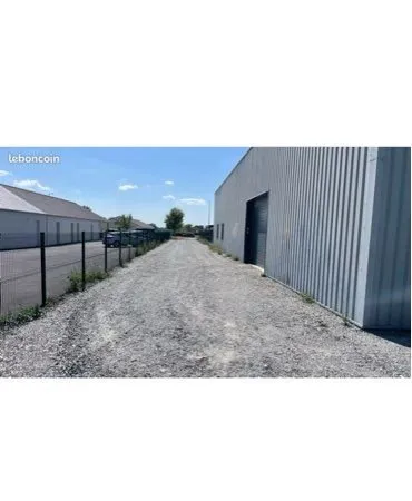 Vends dépôt industriel