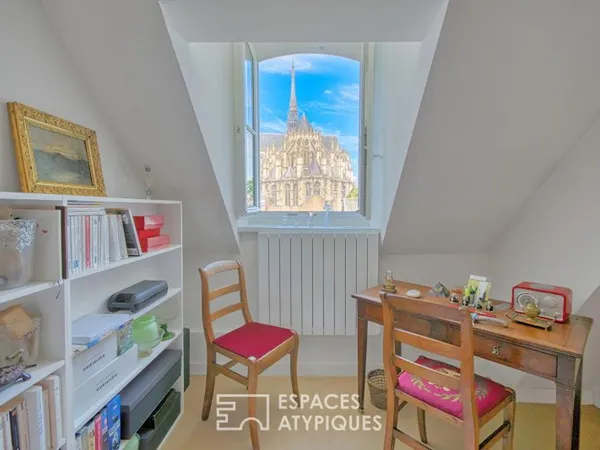 Appartement avec vue sur la Cathédrale au centre historique d'Amiens