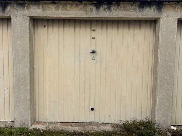 Garage à louer