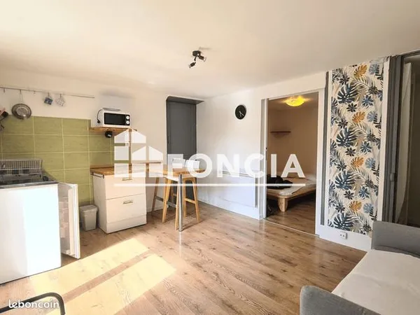 Studio 1 pièce 25 m²