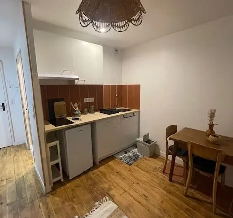 Studio meublé