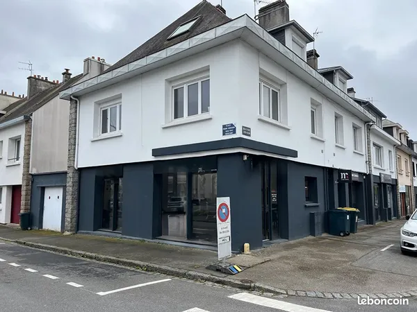 Local 44 m² LORIENT