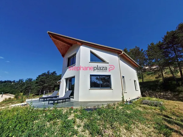 Villa d'architecte bioclimatique 5 pièces de 137 m² + Parcelle constructible de 1200m²