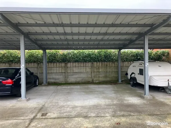 Parking sécurisé couvert