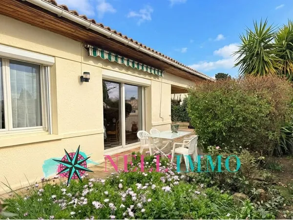 SALON DE PROVENCE : Maison T5 de plain pieds sur près de 500