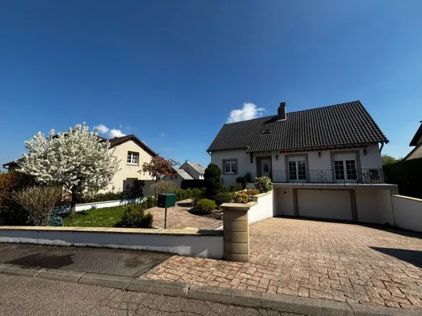 Maison 4 pièces 200 m²